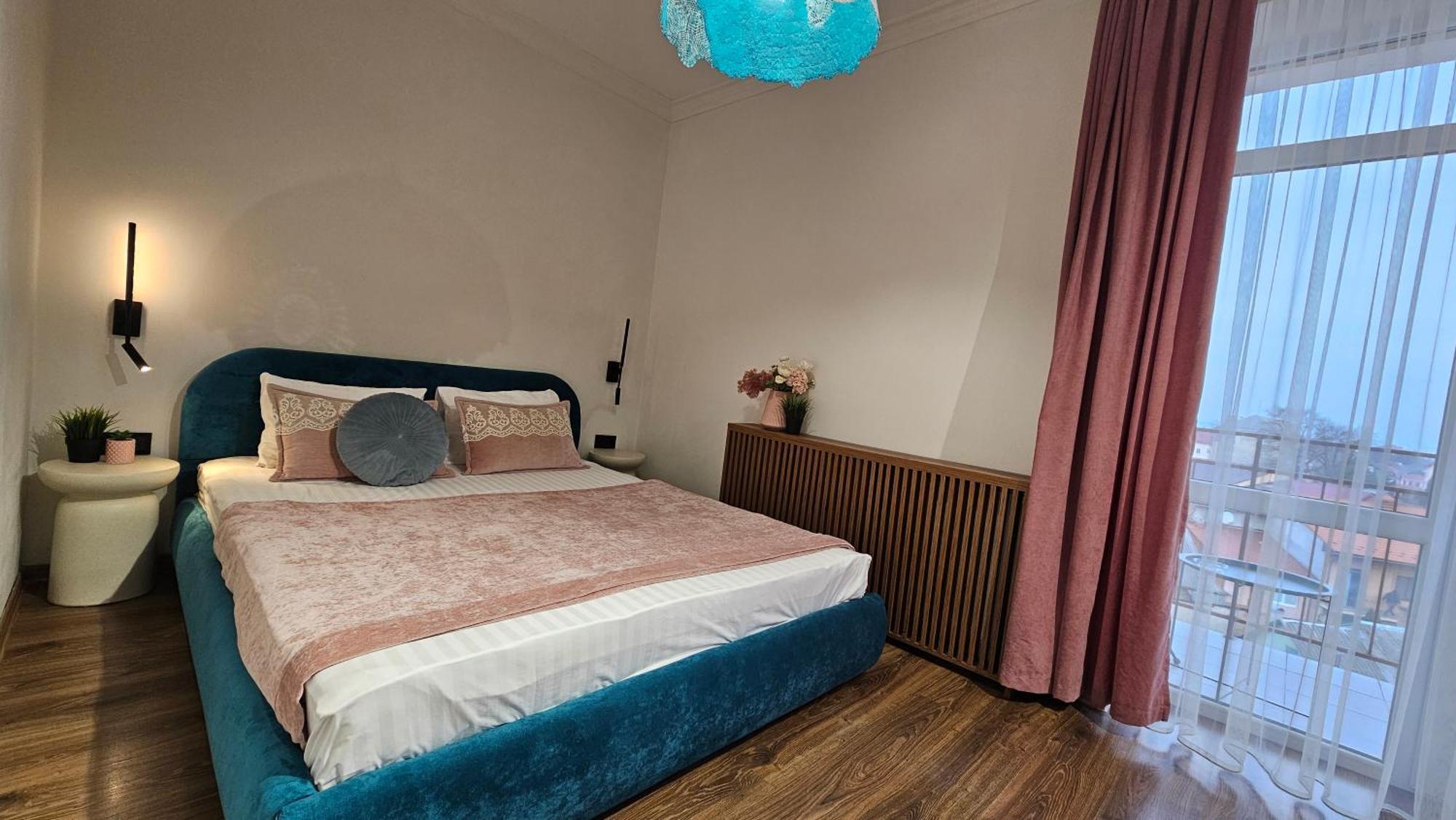 Green Apartment Мукачево Экстерьер фото